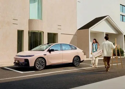 我提的零跑B01开了一周，来说说真实感受